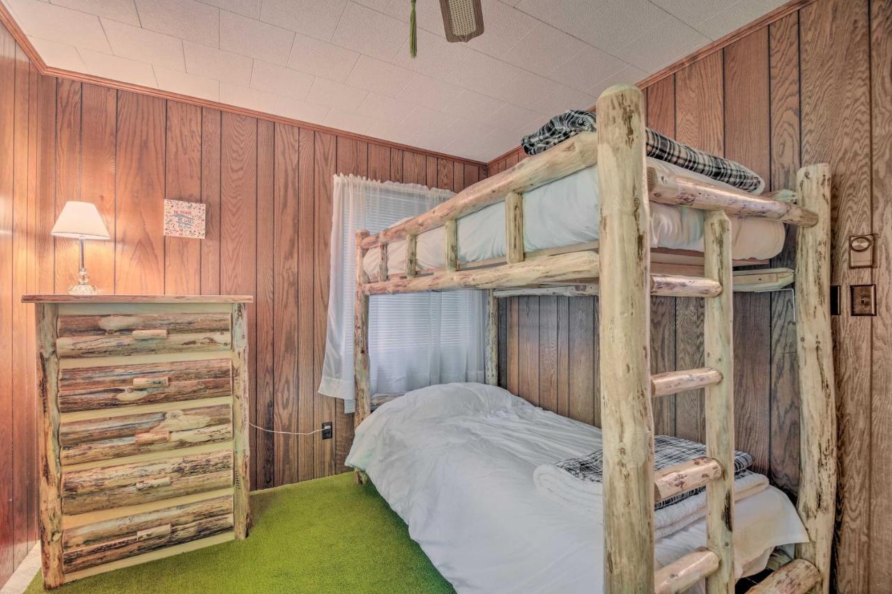 Cozy Adirondacks Cabin Walk To Lake Eaton! Jay Exterior foto